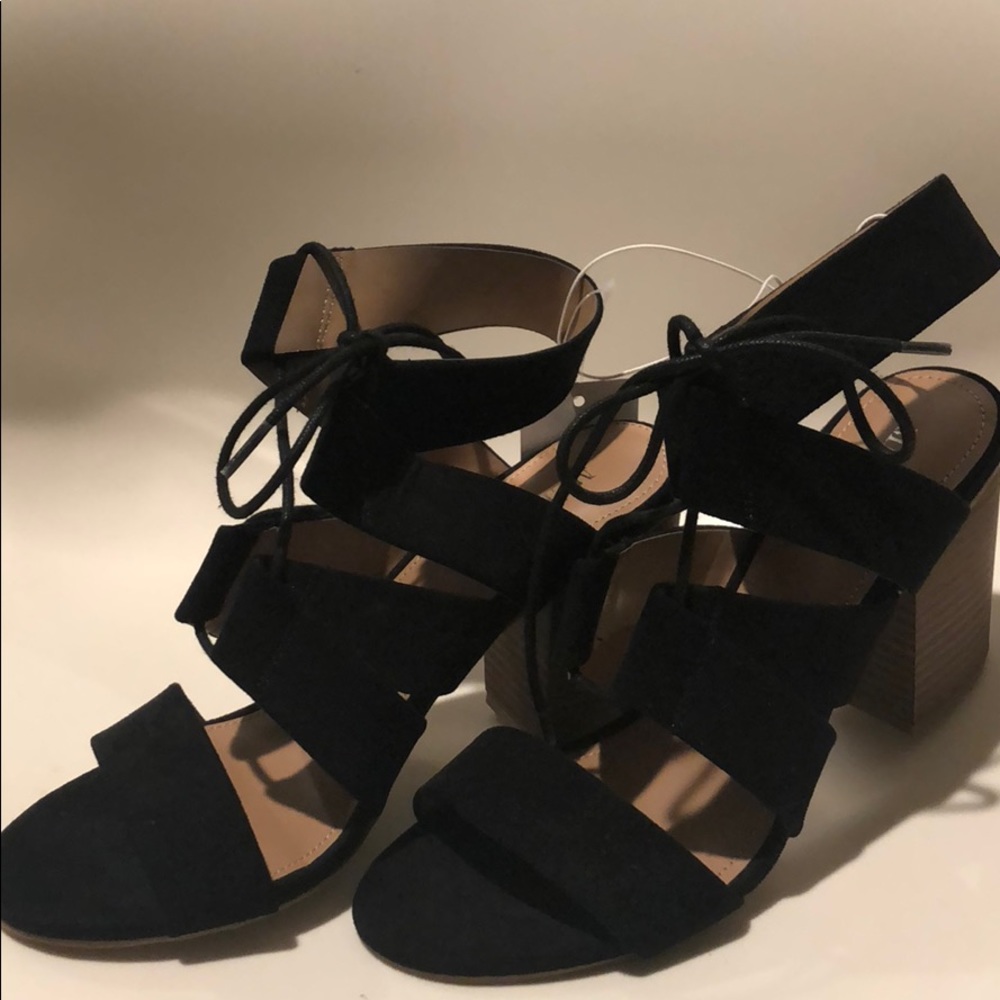 Size 7 Black Merona Heels